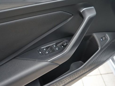 Used 2019 Volkswagen Jetta GLI image 25