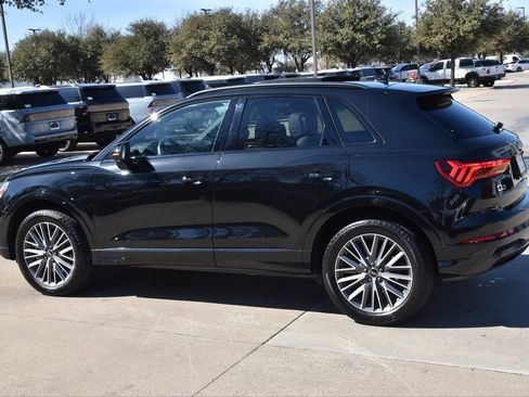 Used 2023 Audi Q3 2.0T Premium w/ Convenience Package image 11