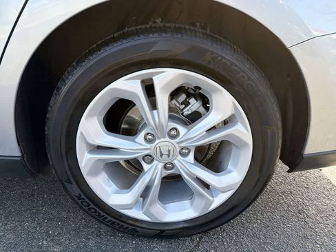 Used 2023 Honda Accord LX image 18
