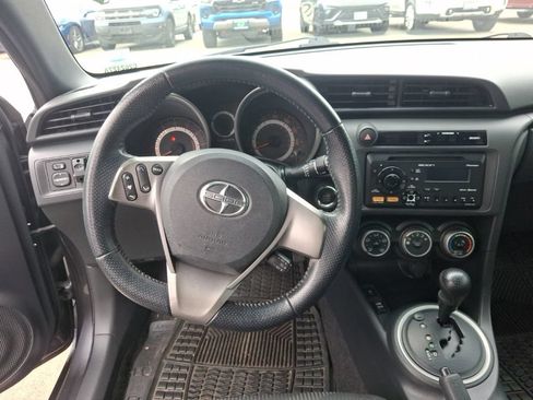 Used 2013 Scion tC FWD image 10