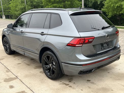 Certified 2023 Volkswagen Tiguan SE R-Line FWD image 8