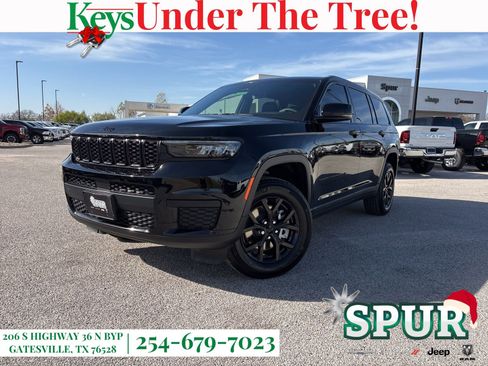 New 2025 Jeep Grand Cherokee L Altitude image 1