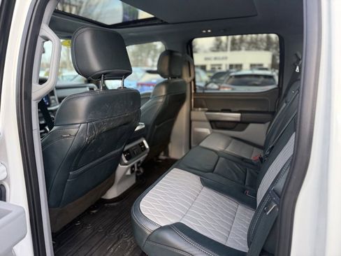 Used 2022 Ford F150 Limited image 17