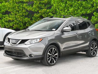 Used 2017 Nissan Rogue Sport SL w/ SL Premium Package