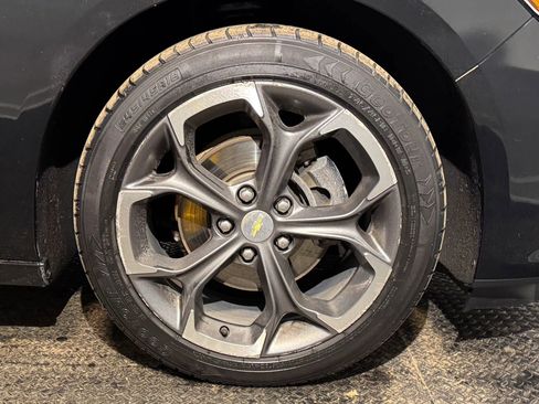 Used 2019 Chevrolet Malibu RS image 11