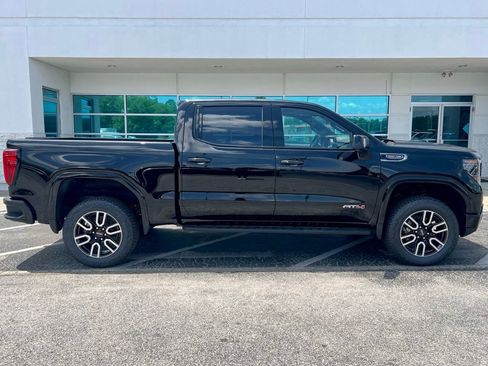New 2026 GMC Sierra 1500 AT4 w/ AT4 Premium Package AWD/4WD image 31
