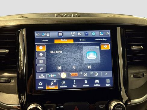 Used 2024 RAM 1500 Laramie image 15