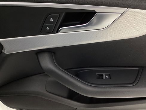 Used 2017 Audi A4 2.0T Premium image 40