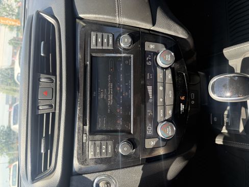 Used 2020 Nissan Rogue SL w/ Premium Package FWD image 14