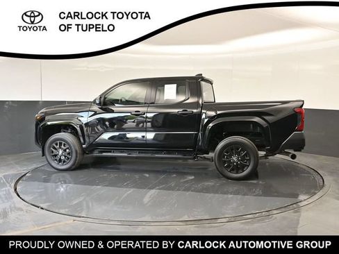 Used 2025 Toyota Tacoma SR AWD/4WD image 9