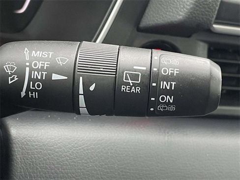 Used 2025 Honda Pilot Touring image 37