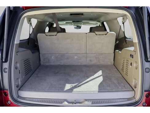 Used 2019 GMC Yukon XL SLT w/ Open Road Package image 33