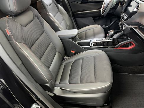 Certified 2023 Chevrolet TrailBlazer RS w/ Convenience Package image 30