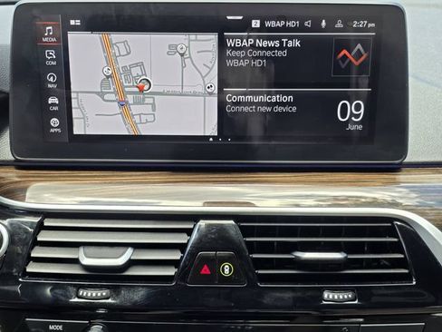 Used 2023 BMW 540i w/ Convenience Package RWD image 14
