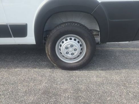 Used 2025 RAM ProMaster 3500 w/ Crew Van Package FWD image 6