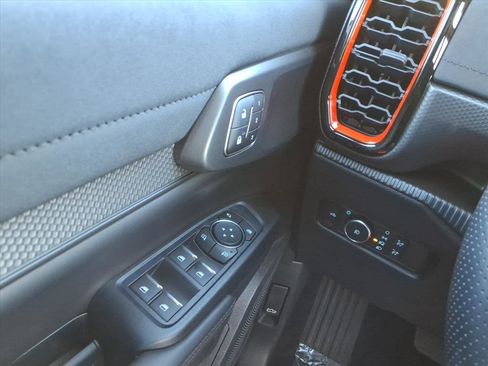 New 2025 Ford Ranger Raptor image 12
