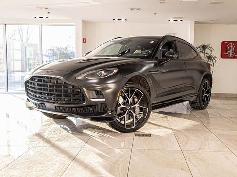 Used 2025 Aston Martin DBX 707 AWD/4WD image 1