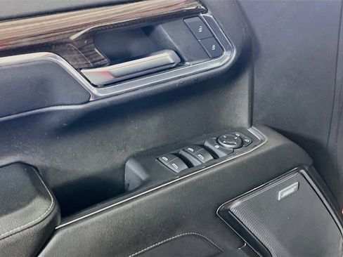 Used 2024 Chevrolet Silverado 1500 RST w/ Convenience Package II AWD/4WD image 18
