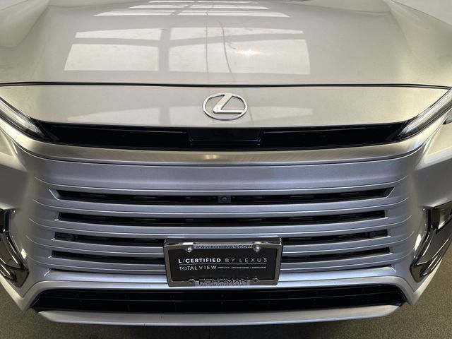 Certified 2025 Lexus TX 500h AWD w/ Technology Package image 29