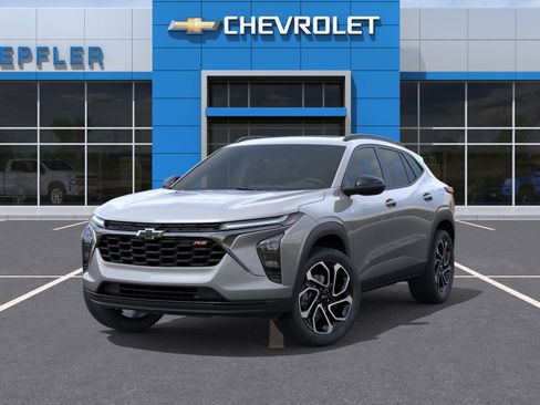 New 2026 Chevrolet Trax RS w/ Sunroof Package FWD image 6