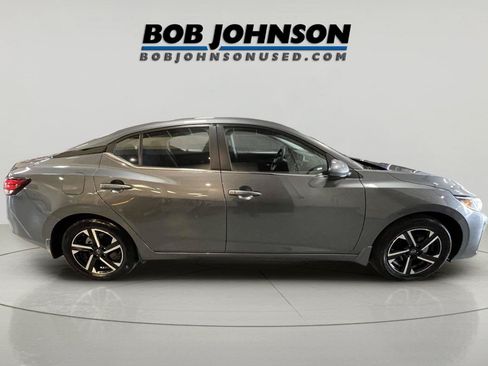Used 2025 Nissan Sentra SV w/ All-Weather Package FWD image 8