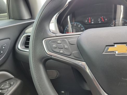 Used 2019 Chevrolet Equinox LS w/ LS Convenience Package FWD image 21
