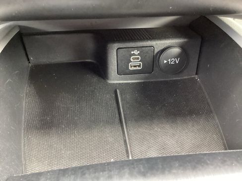 Used 2025 Ford Escape Active AWD/4WD image 23
