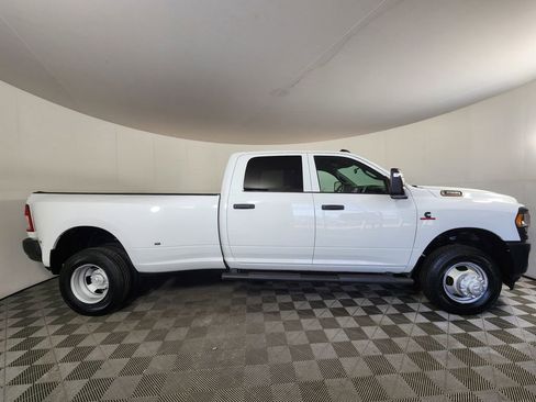 Used 2023 RAM 3500 Tradesman image 2