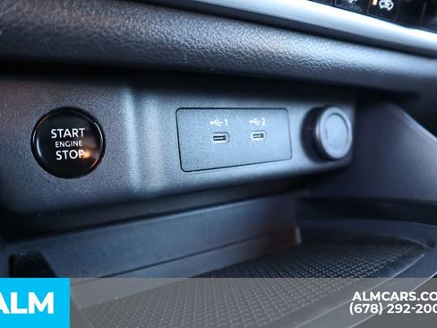 Used 2024 Nissan Rogue SV FWD image 32