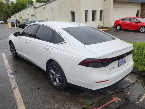 Used 2024 Honda Accord EX image 3