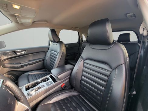 Used 2024 Ford Edge SEL image 10