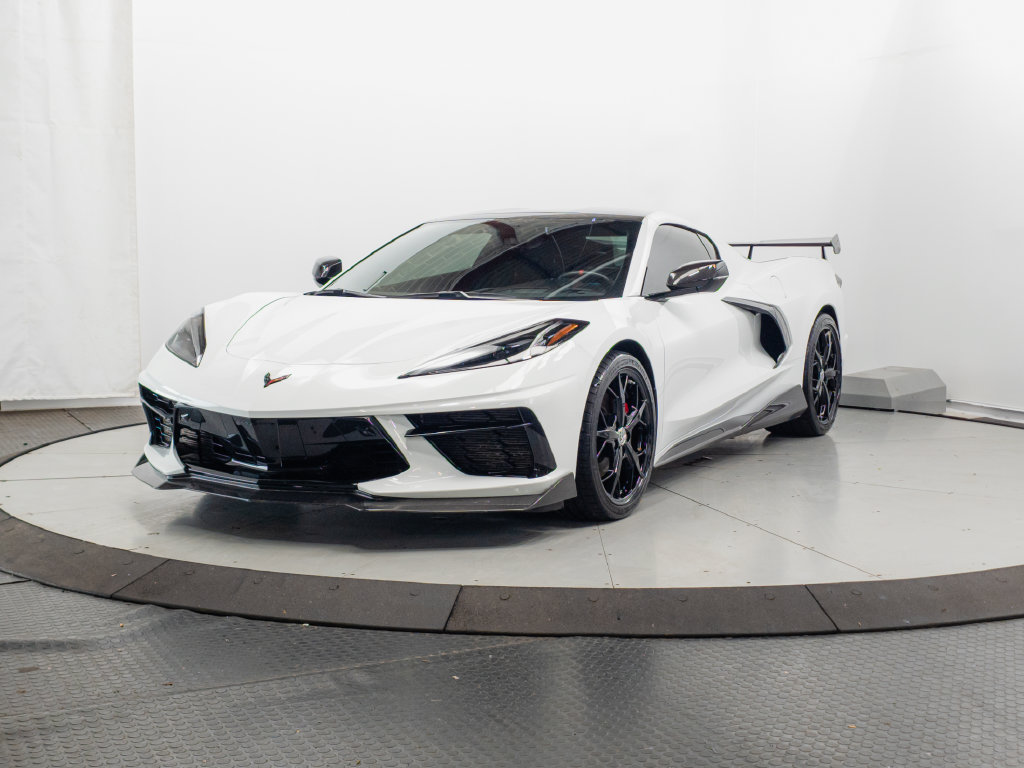 Used 2020 Chevrolet Corvette Stingray Premium Cpe w/ 3LT Preferred Equipment Group RWD image 3