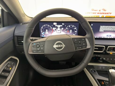 New 2026 Nissan Sentra SL w/ Floor Mat Package image 17