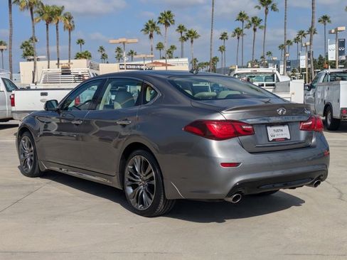 Used 2018 INFINITI Q70 L 3.7 image 8