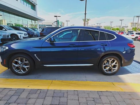 Used 2021 BMW X4 xDrive30i w/ Premium Package AWD/4WD image 4