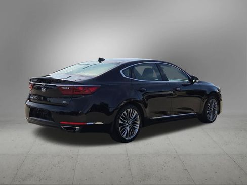Used 2018 Kia Cadenza Limited FWD image 6