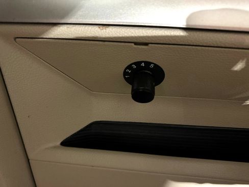 Used 2016 RAM 2500 Laramie w/ Convenience Group image 40