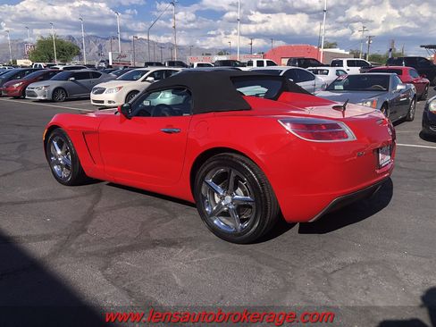 Used 2009 Saturn Sky w/ Premium Trim Package image 6