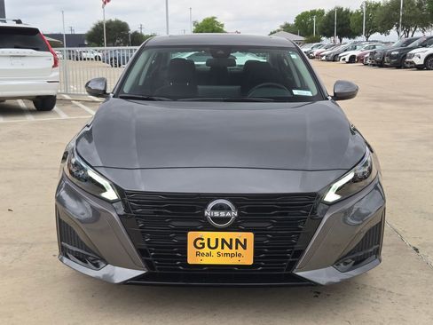 New 2026 Nissan Altima 2.5 SV FWD image 8