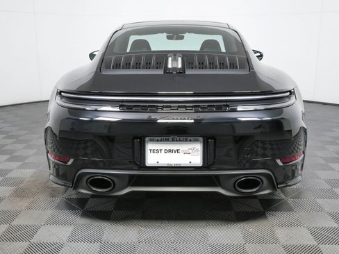 Used 2025 Porsche 911 Carrera S RWD image 18