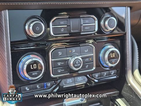 Used 2023 GMC Yukon Denali Ultimate AWD/4WD image 28