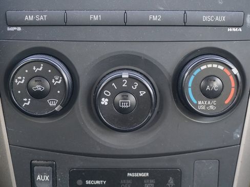 Used 2009 Toyota Corolla LE image 7