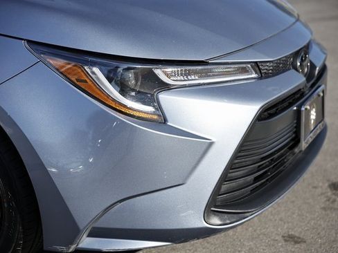 Used 2024 Toyota Corolla LE image 12