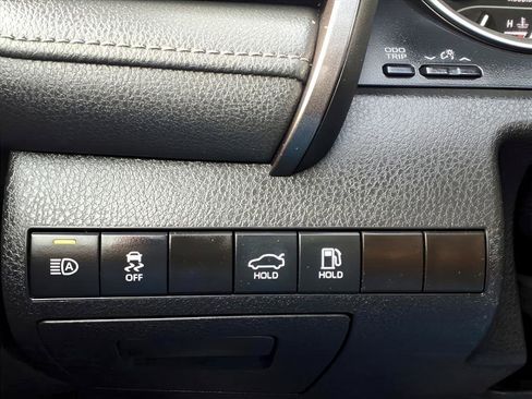 Used 2023 Toyota Camry LE image 20