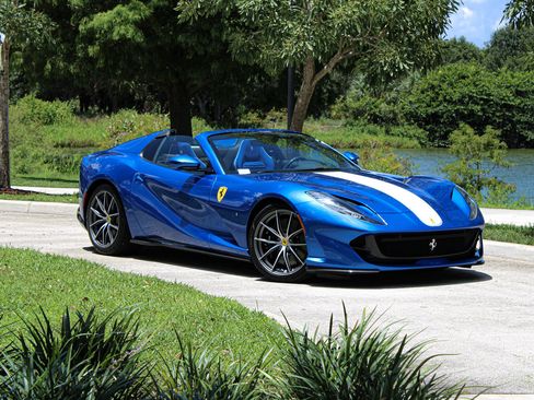 Certified 2022 Ferrari 812 GTS RWD image 13