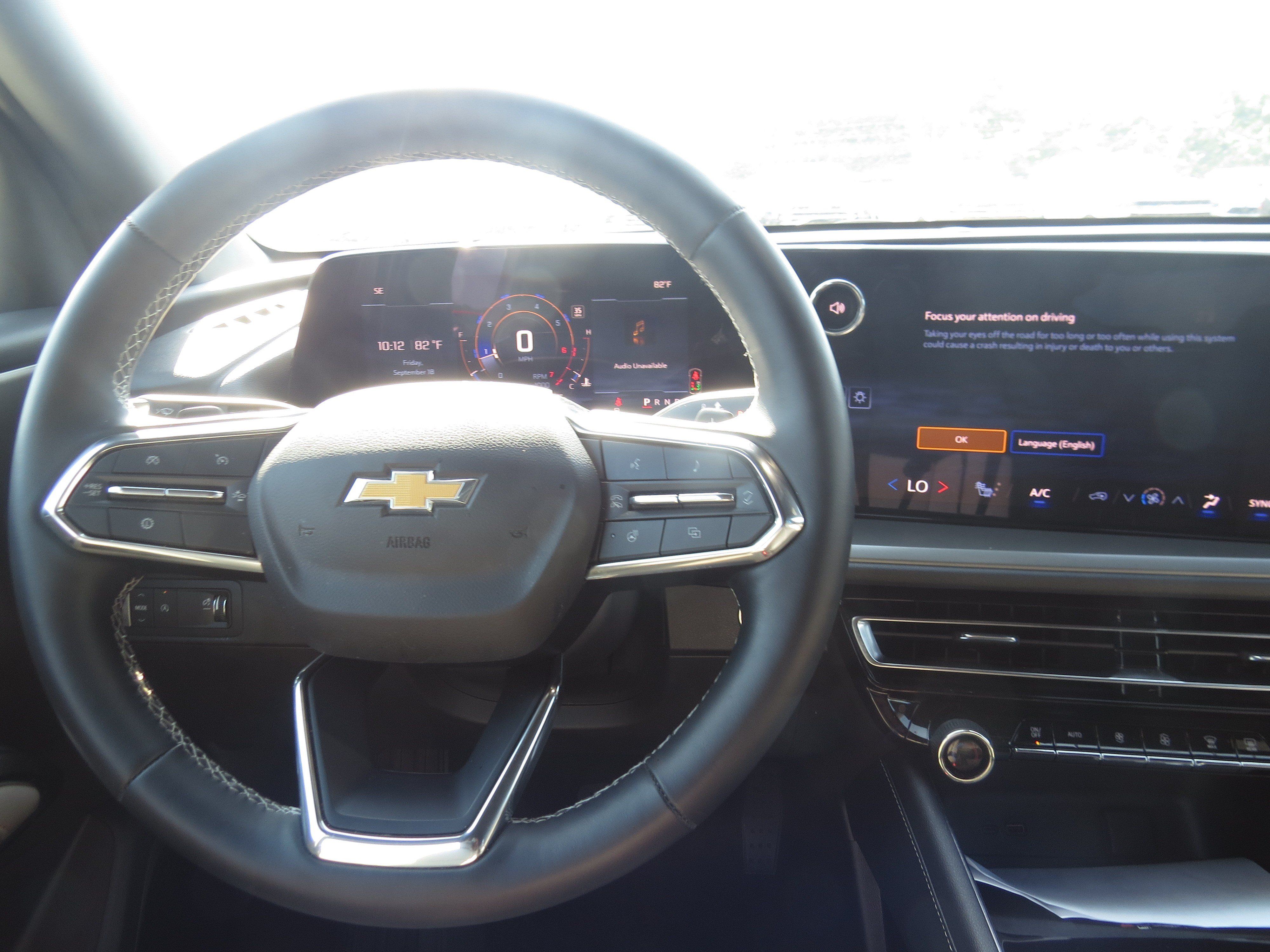 Used 2026 Chevrolet Traverse LT w/ Driver Confidence Package FWD image 19