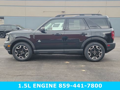 Used 2022 Ford Bronco Sport Outer Banks w/ Tech Package image 5