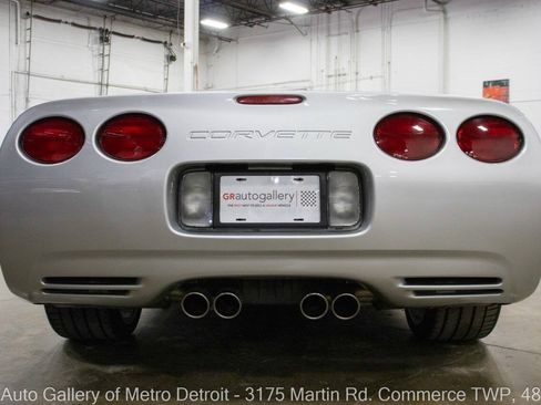 Used 2002 Chevrolet Corvette Convertible w/ Preferred Equipment Group2 RWD image 7