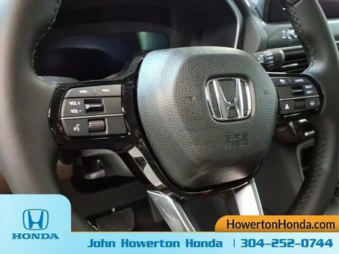 New 2026 Honda Pilot Touring image 12