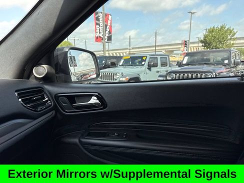 Used 2022 Dodge Durango GT RWD image 17